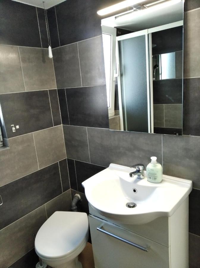Amazing Top-Floor Oasis Apartment Athens Ngoại thất bức ảnh